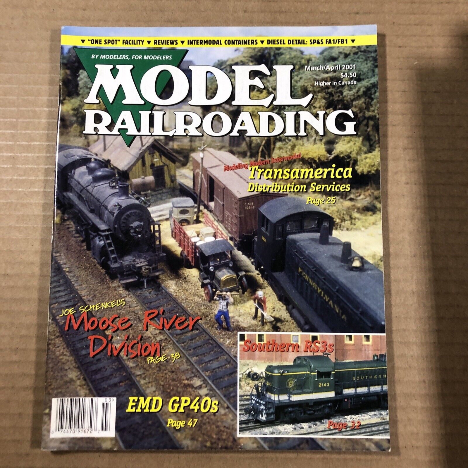 Model Railroading 2001 March April Southern RS3s RIP track Transamerica EMD GP40