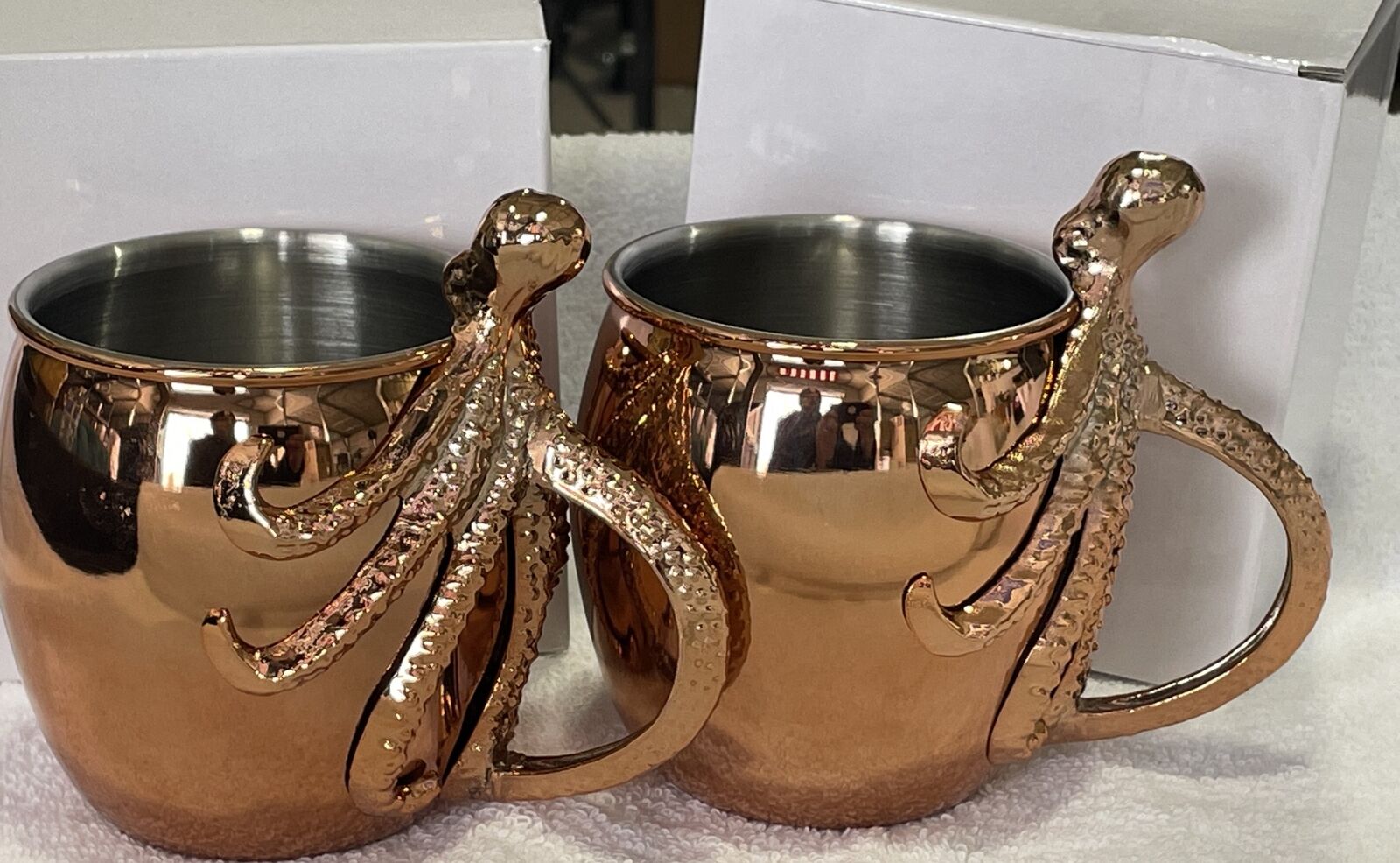 Set of 2 Copper Octopus Design Mugs. New