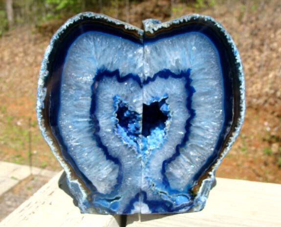 Agate Geode Blue Bookends-XL-11 lbs -Exc Color Blend and Patterns-Druzy Centers