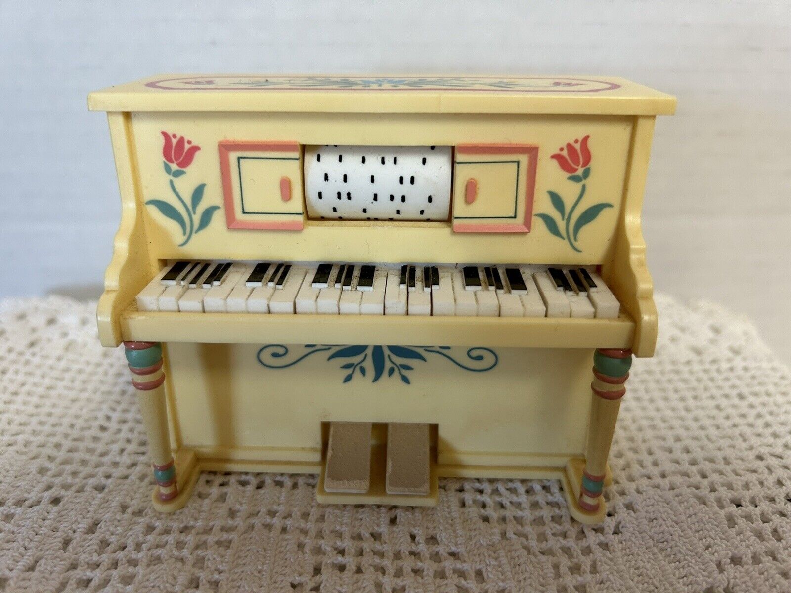 Enesco Miniature Player Piano Music Box Vintage Variations on a Theme of Paganin