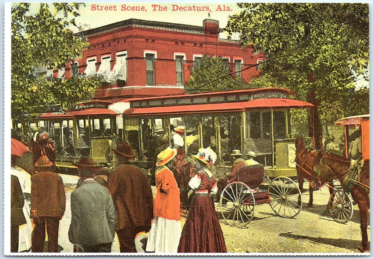 Postcard - Street Scene, The Decaturs - Decatur, Alabama