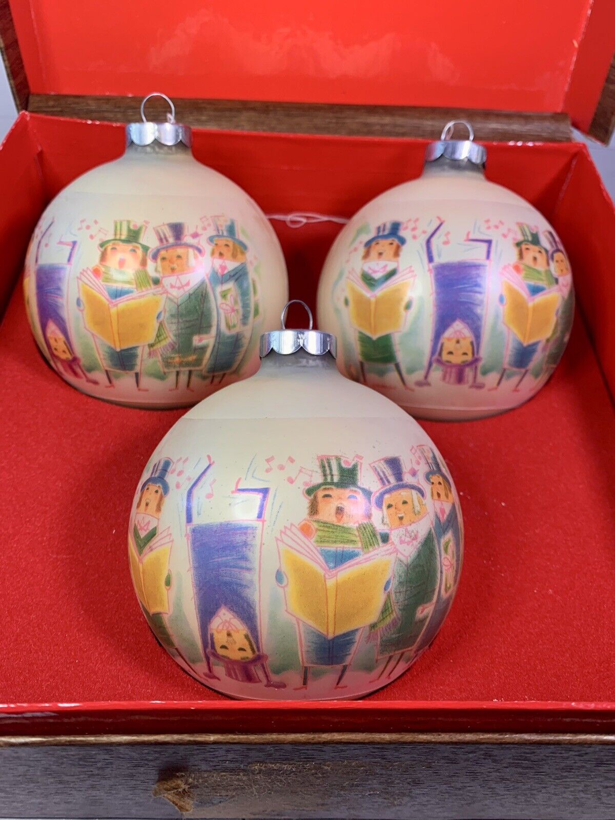 Vin Christmas Glass Ornaments The CarolingCollection 1977 Carolers set of 3 Read