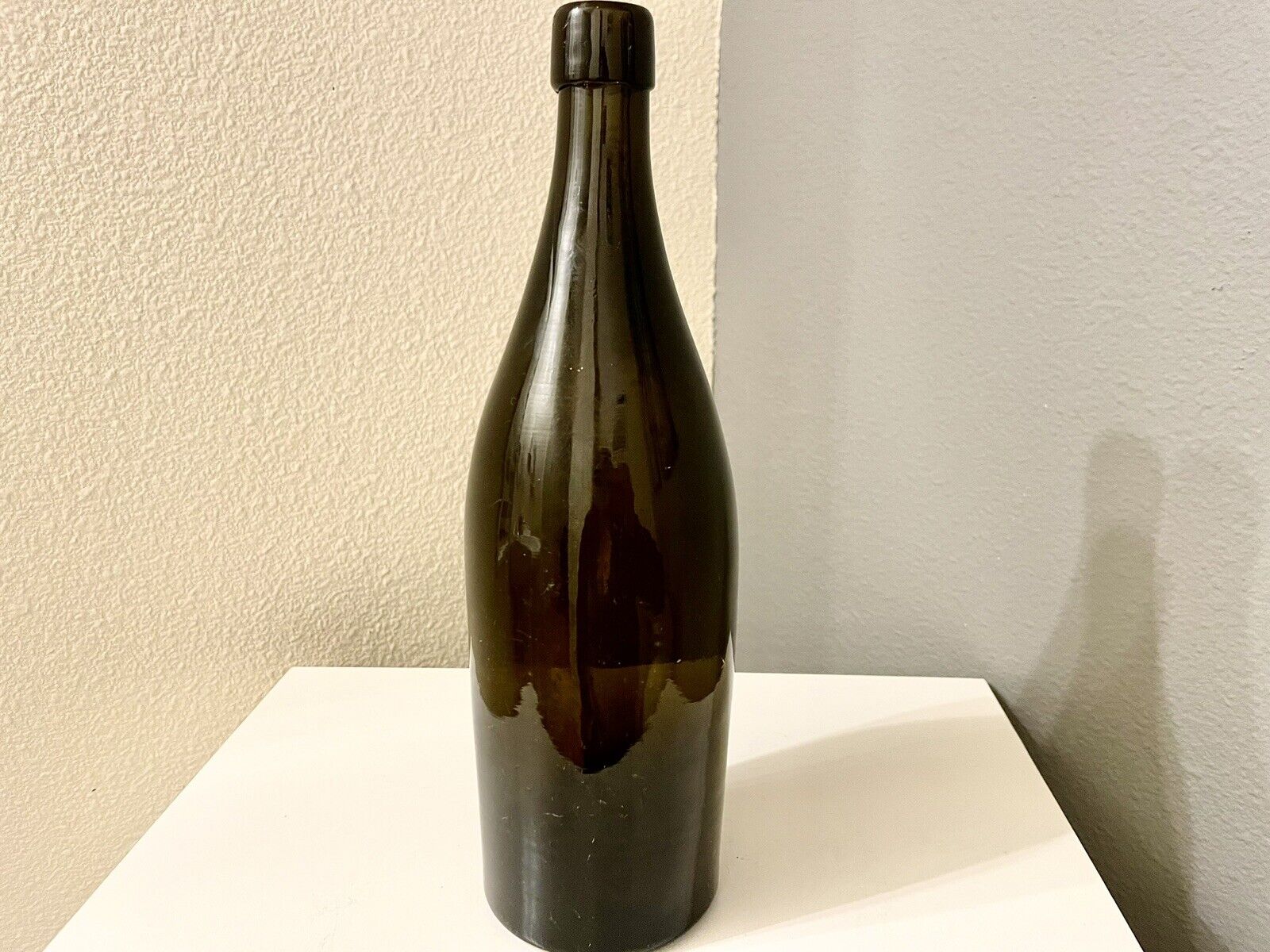 Antique Cir. 1880's Ale/Wine Bottle Dark Black Green, Pontiled, NMNT Condition