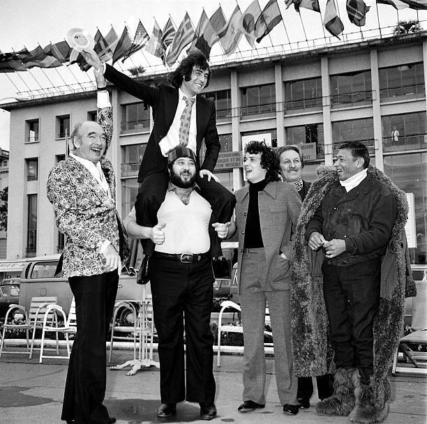 Group photo with Eddie Barclay, Michel Sardou, Michel Delpech, Jea- Old Photo
