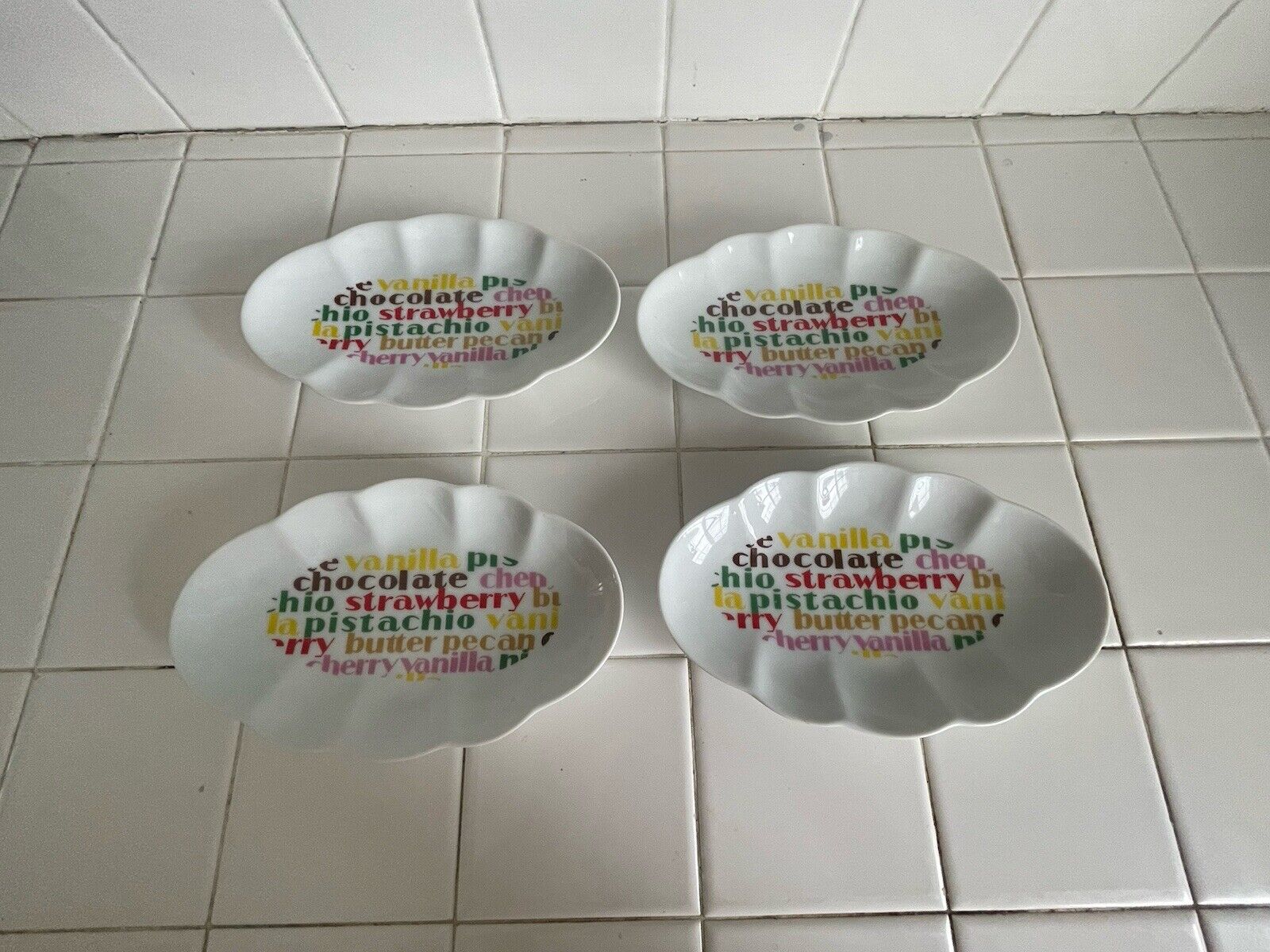 4 Banana Split Ice Cream Dishes By Toscany 1970’s Made In Japan Ice Cream Flavor
