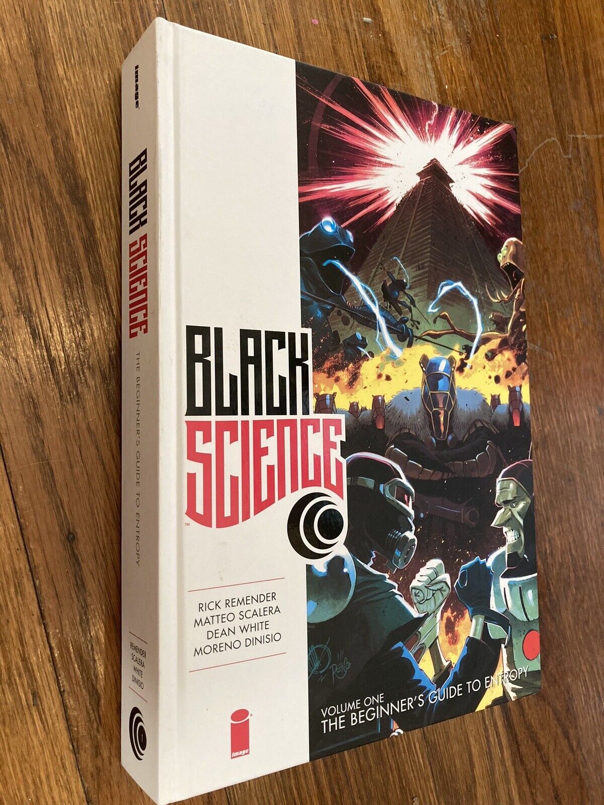 Black Science  Vol. 1 Remastered Edition Hardcover (Image Comics)