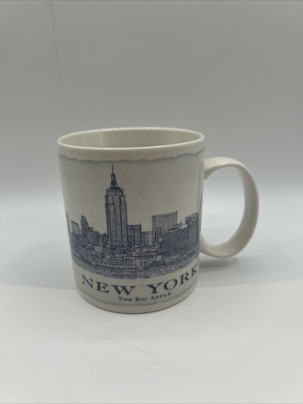 Starbucks Architect Series Coffee Mug NEW YORK “The Big Apple” 2010 - 18 oz