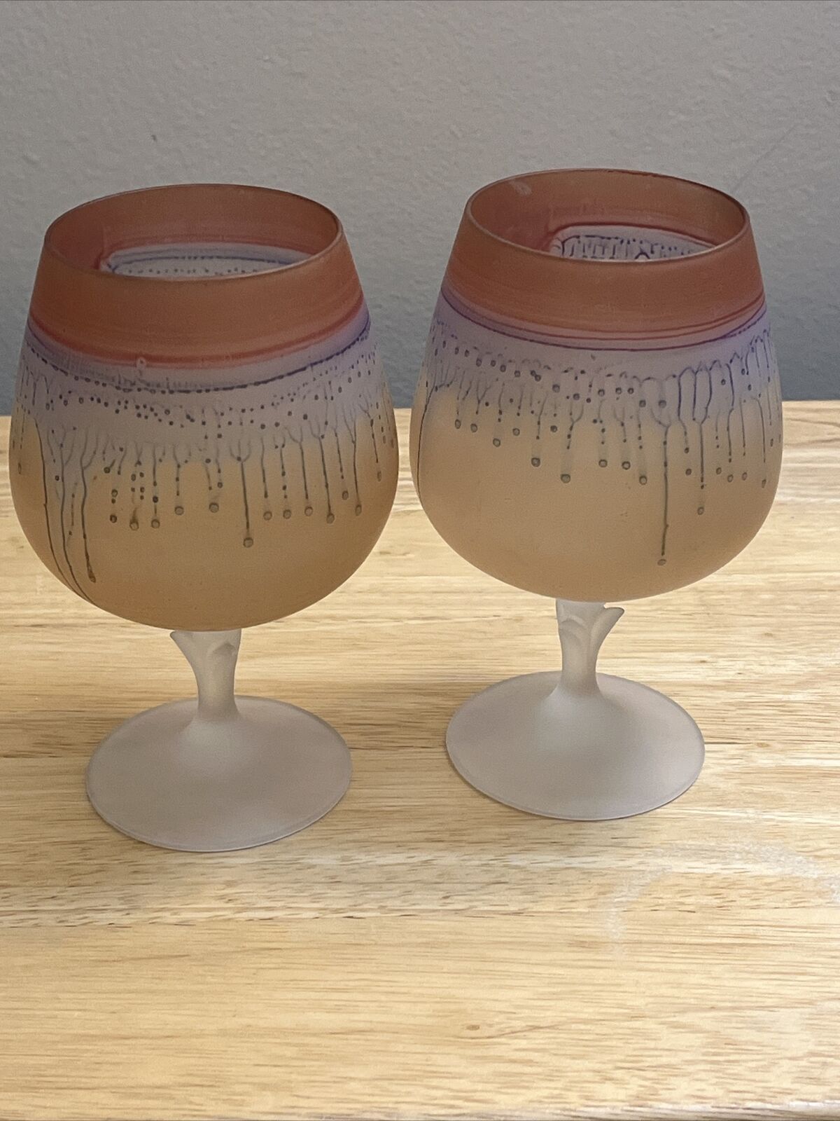 Two Pretty Pink Peach Hebron Hand Painted Sip Wine Glasses Celebratory Occasion