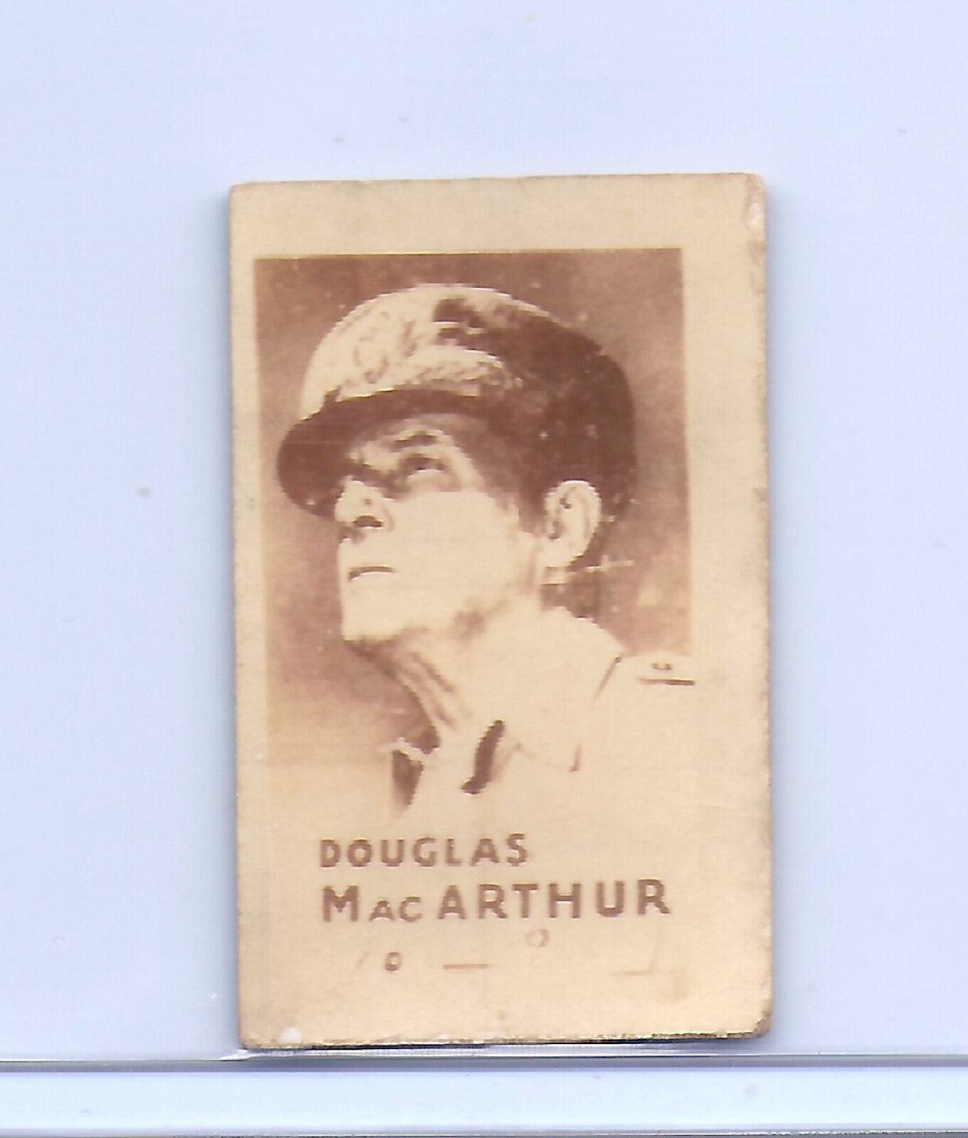 General Douglas MacArthur 1948 Topps Magic Photo No. 7 of 10-O Military Leaders