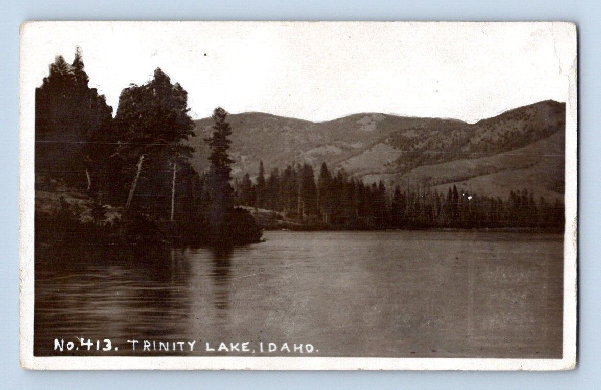 RPPC 1940'S. TRINITY LAKE, IDAHO. POSTCARD. SC34
