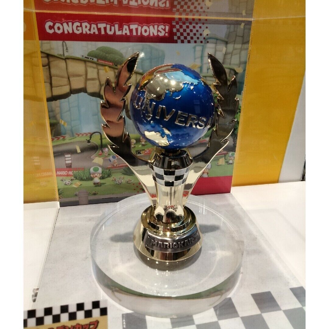 USJ Super Nintendo World Golden trophy figurine object Japan Exclusive