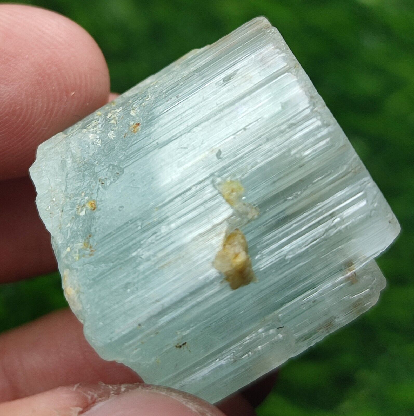 124 CT Aquamarine Multi terminated Crystal with Nice Color & Formation- Pakistan