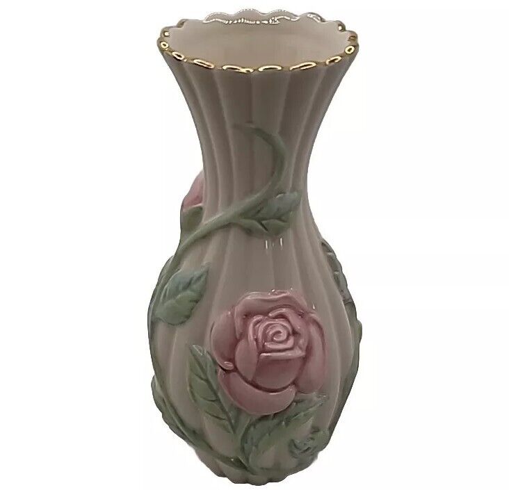 Lennox Vase With Pink Roses Gold Trim