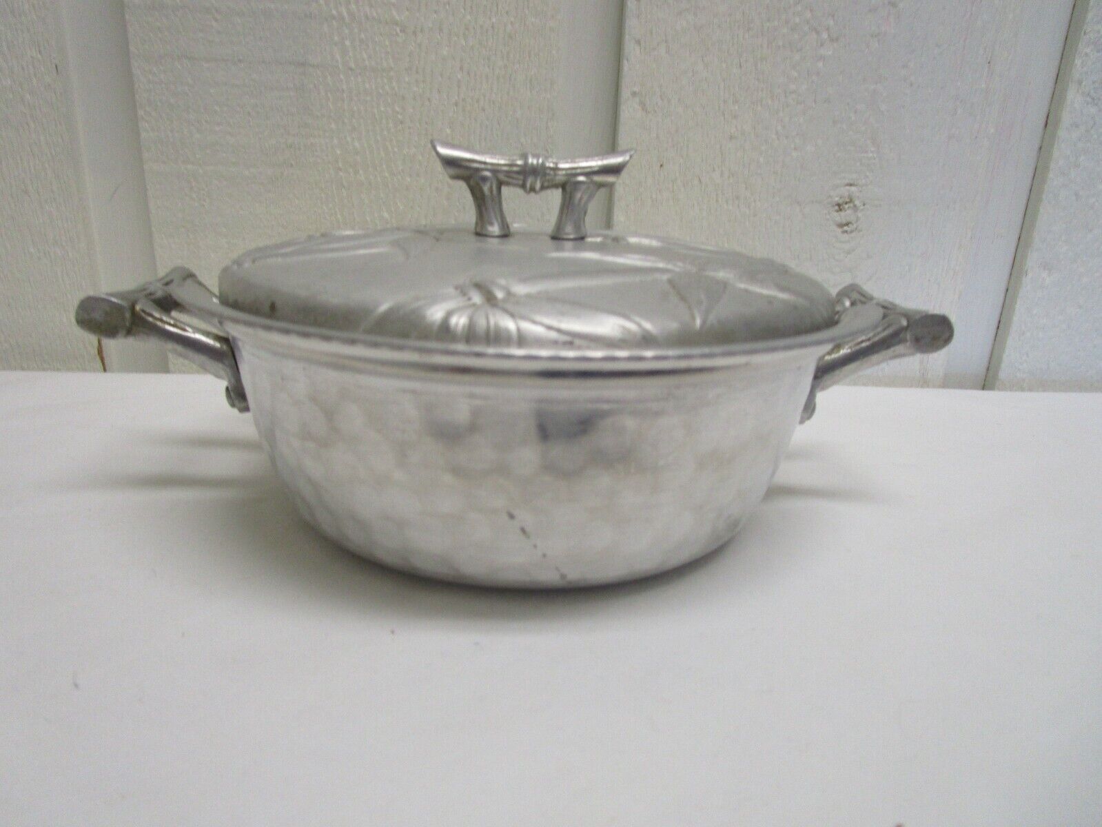 Vintage Everlast Aluminum Casserole Dish Bowl with Lid Mid Century Modern