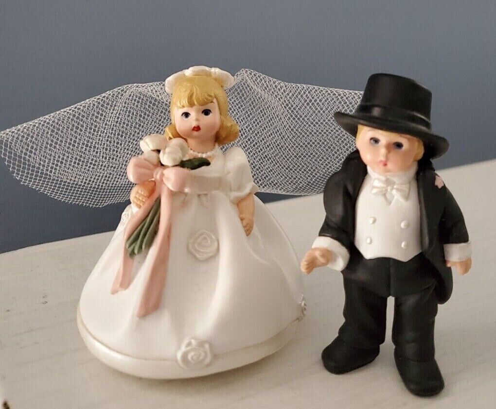 Hallmark Merry Miniatures Bride And Groom Mdme Alexander NIB -- SEE DESCRIPTION