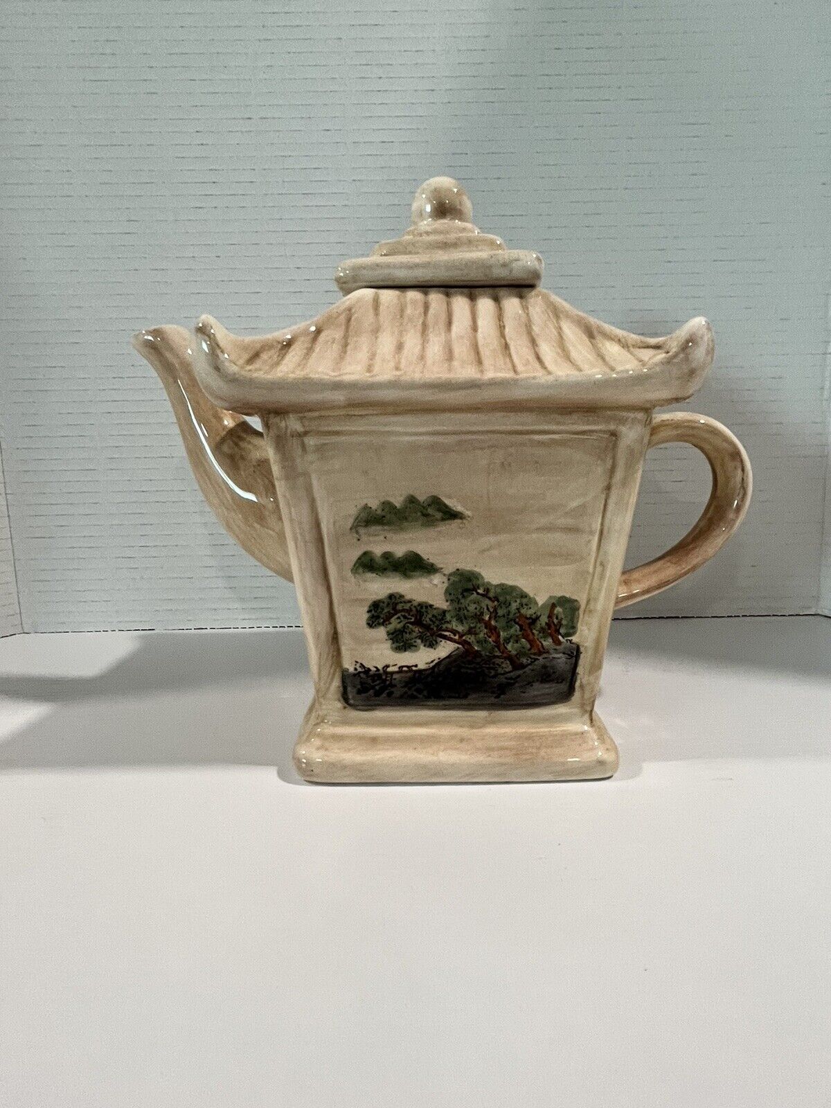 Burton & Burton Vintage Pagoda Teapot Handpainted 8\
