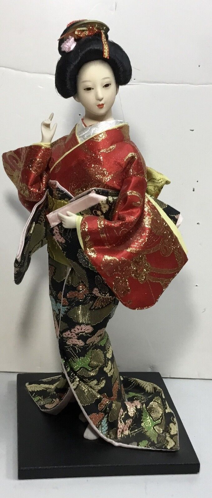 Japanese geisha doll, 12\