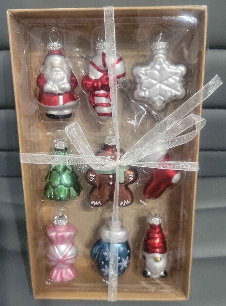 BRAND NEW Very Cute Target Glass Christmas 9ct Ornaments with 