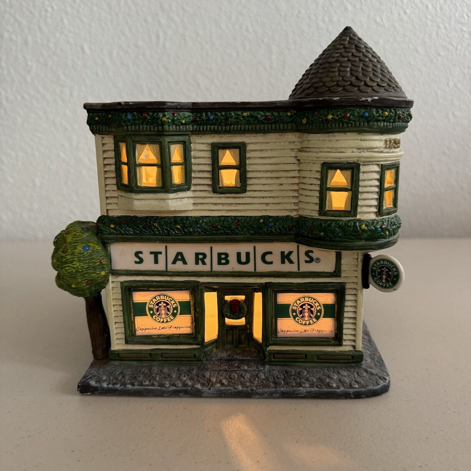 Starbucks Coffee The Neighborhood Store 1998 Lighted Building Christmas *Flaw