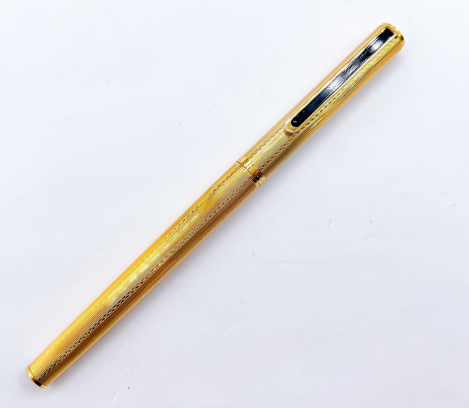 Vintage Pilot Laureate Gold Plated Rare Rollerball Pen 