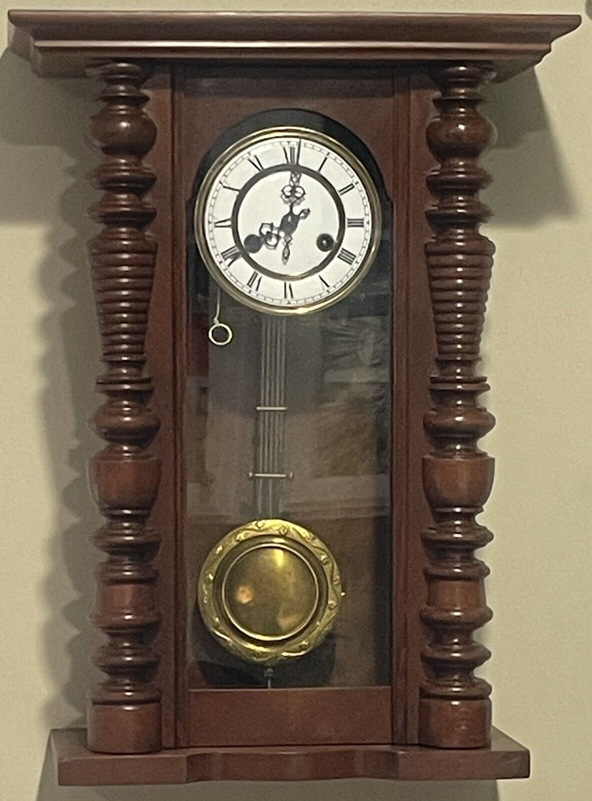 Antique German Friedrich Mauthe Schwenninger Gong Regulator Wall Clock with Key