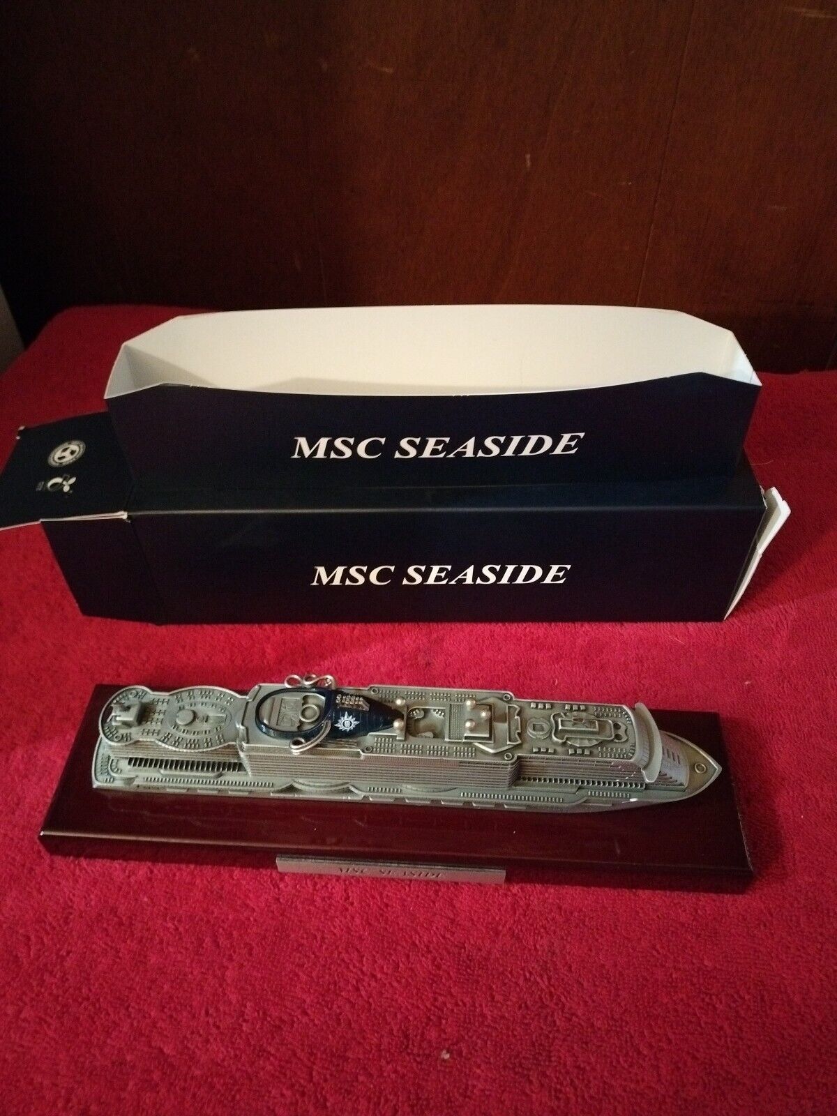 New MSC Cruise Ship Model SEASIDE Press-Cast Metal on Wood Base 11\