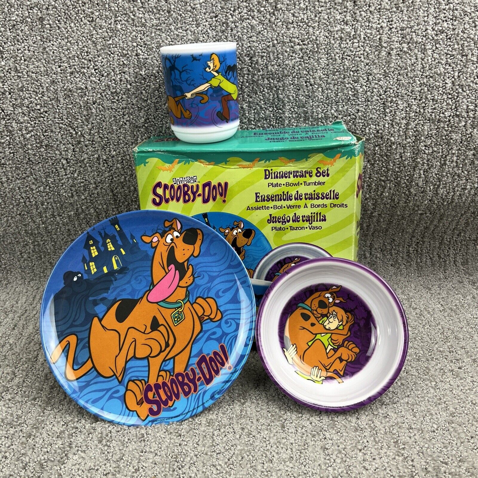VTG Scooby Doo Kids 3 Pc Plastic Dinnerware Plate Bowl Cup NEW Damaged Box 1998