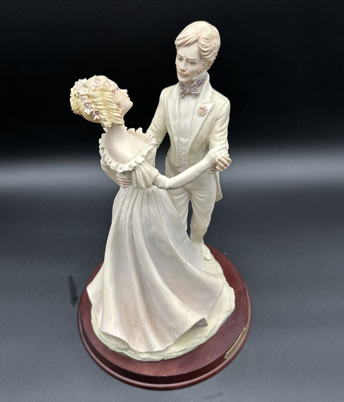VTG 1990 Signed Pucci Arnart Figurine Dancing Couple 11.5\