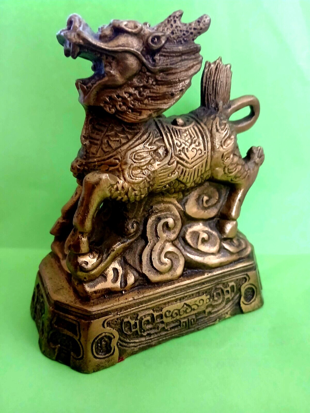 Vintage Asian Brass Foo Dog Statue Finely Detailed Lion Beast Beauty Feng Shui