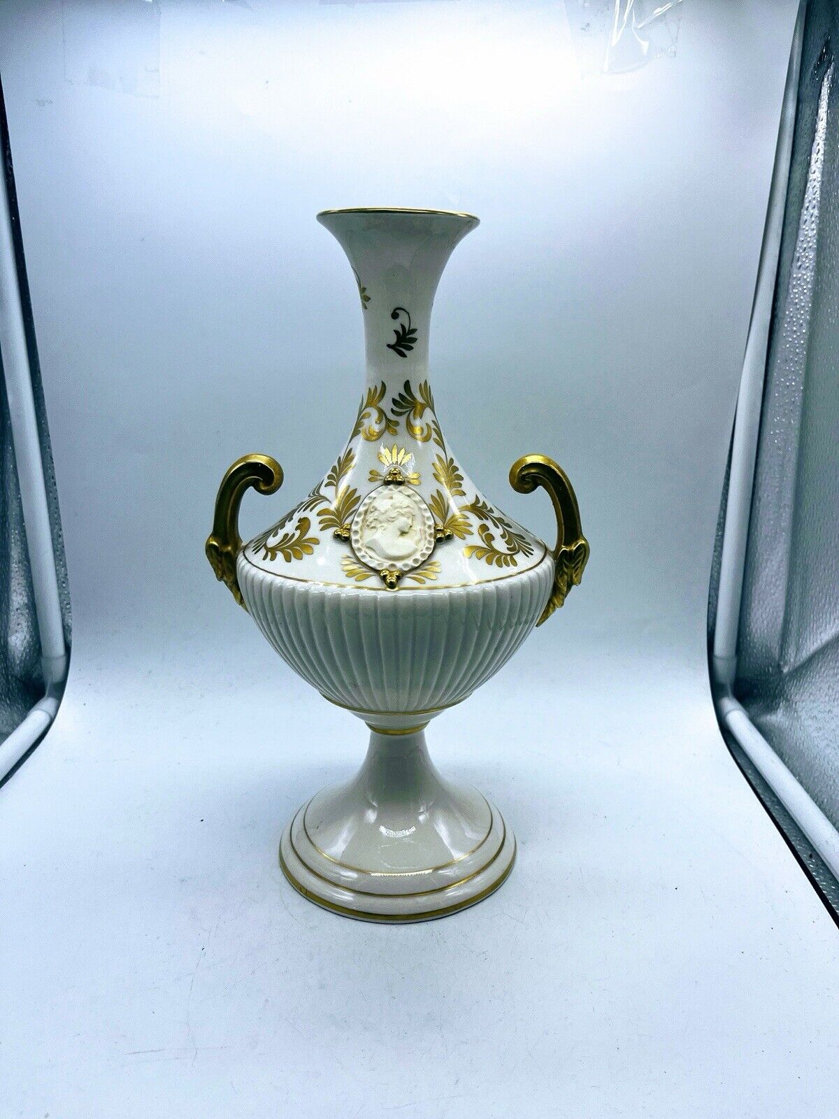 Solifore Italian 1950\'s Porcelain Cameo Vase