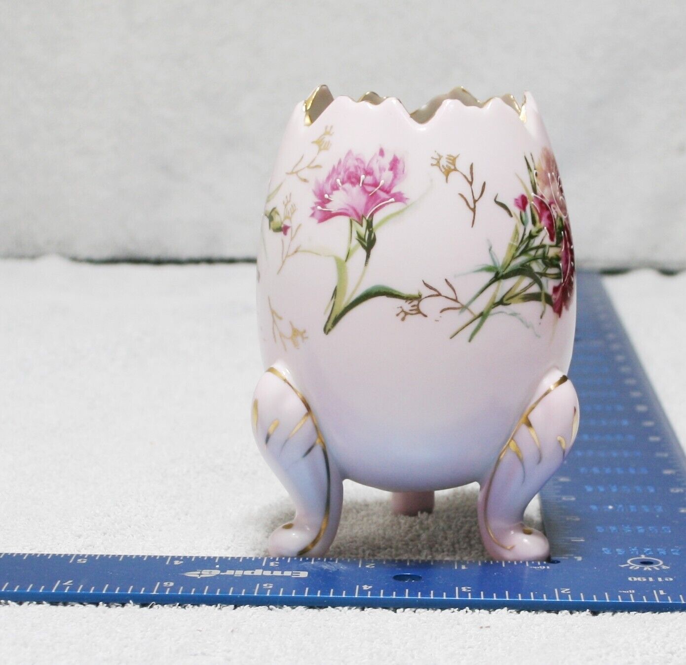 Vintage Inarco Porcelain Japan 3 Footed Vase Egg Pink Flowers w Gold Trim