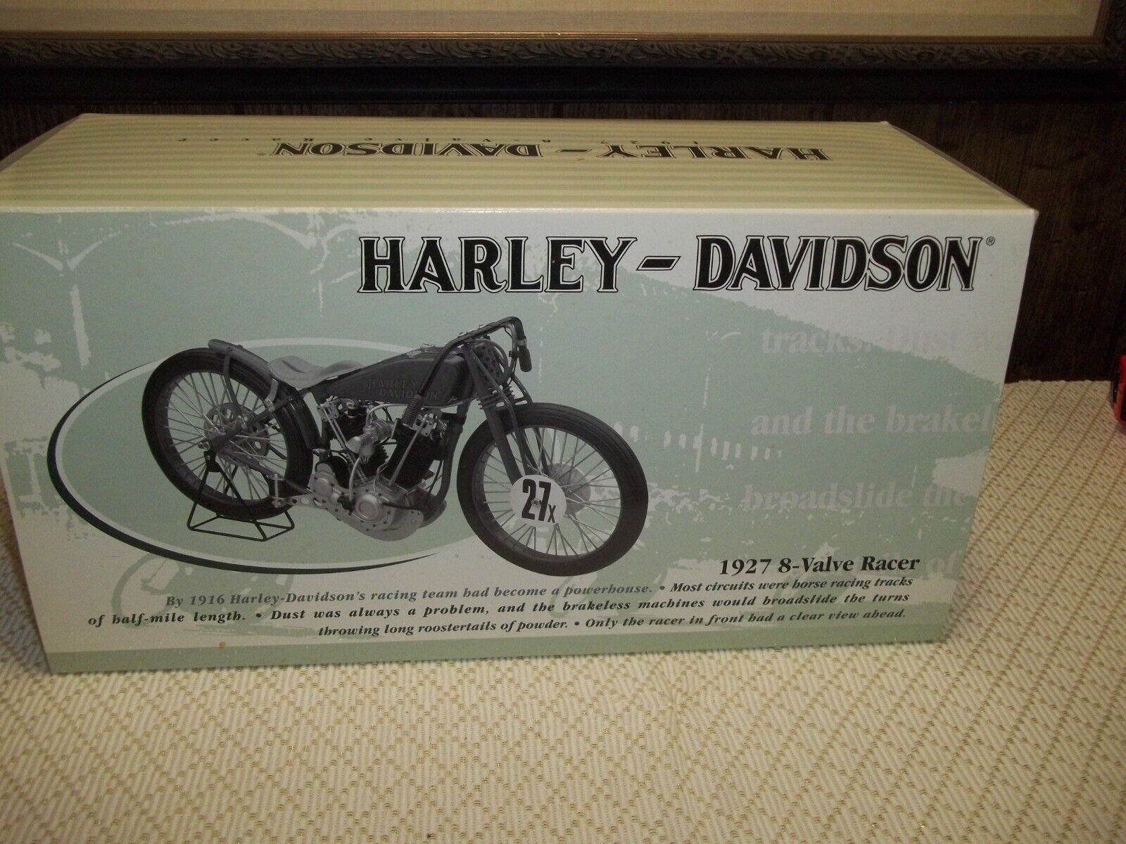 Xonex 1927 Harley Davidson 8-Valve Racer Motorcycle 1:6 Die Cast COA Limited Ed.