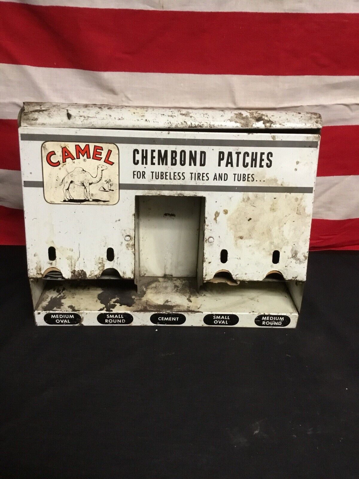 Rare Vintage 1940s50s Camel Chembond Patches Store Display Cabinet Gas And Oil.