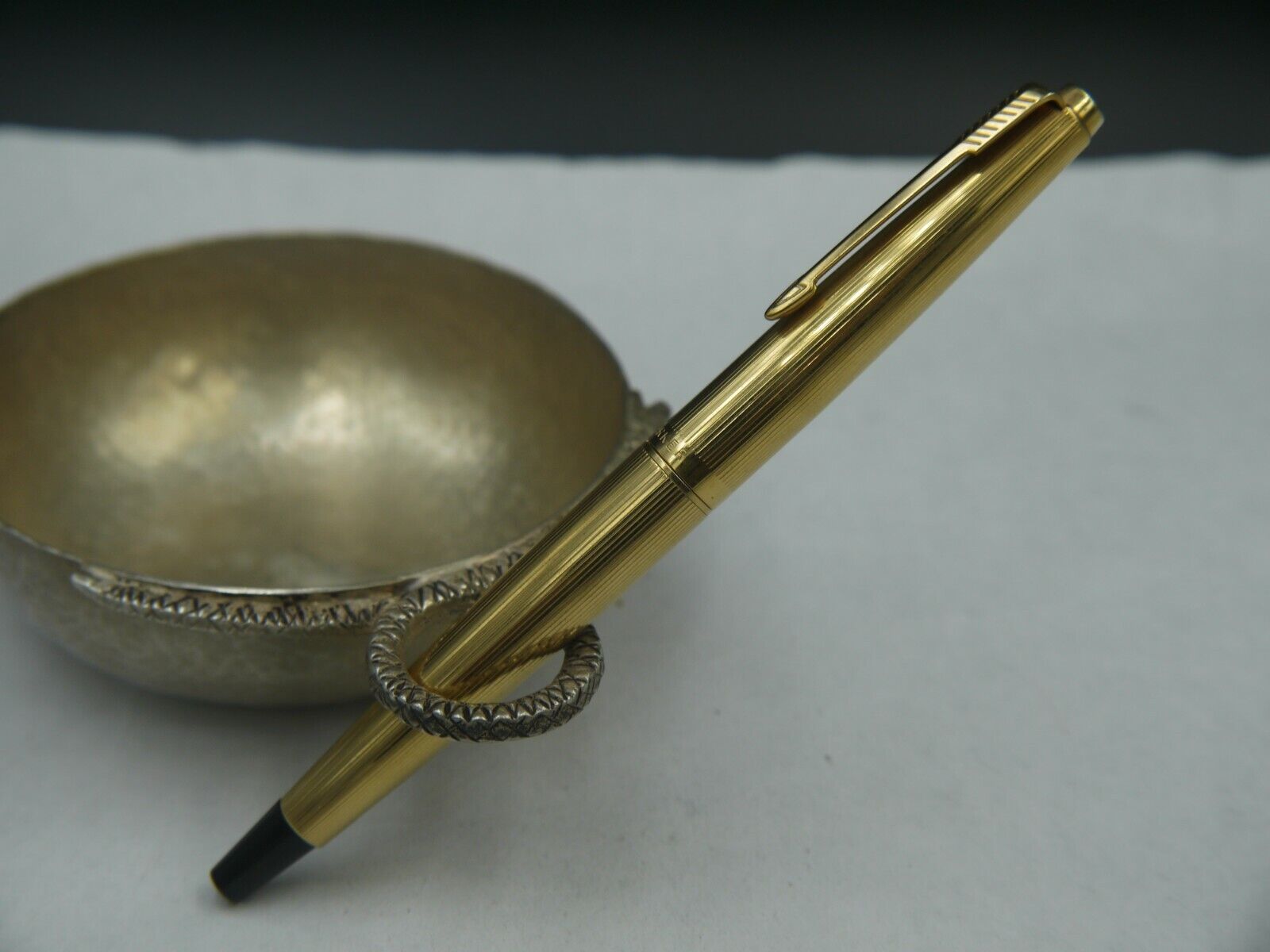 Parker Vintage 18K Rolled Gold Fountain Pen - Nib F 14K Gold - Excellent,,,