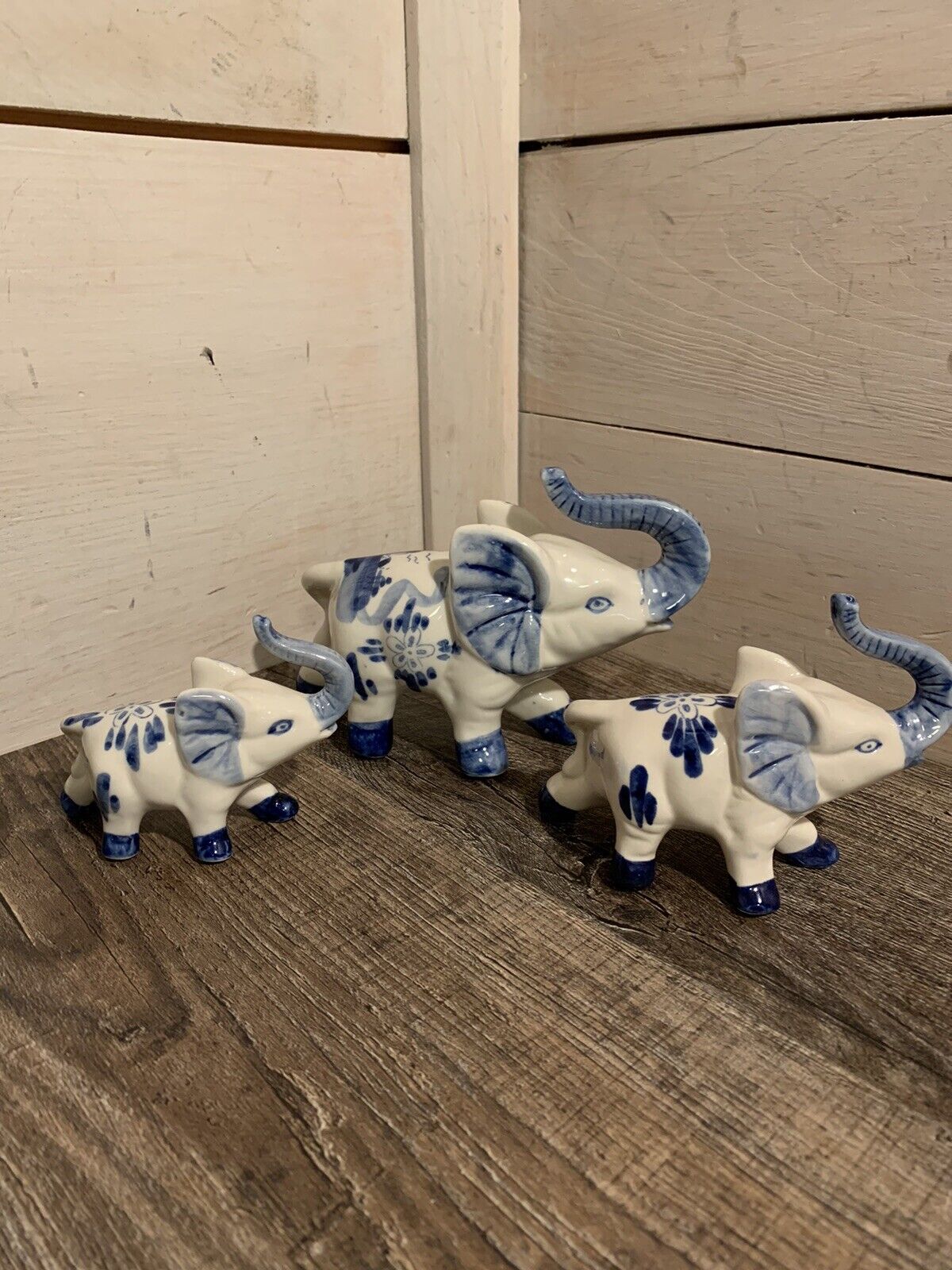 Lot Of 3 Delft Blue Elephant Figurine Made In Holland Hand Painted Large Medium