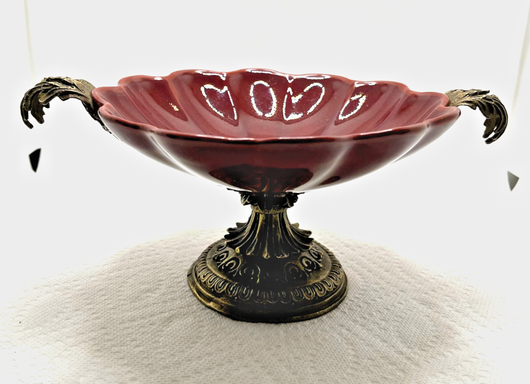 Vtg Ethan Allen Porcelain Burgundy Red Pedestal Scalloped Bowl Brass Gold