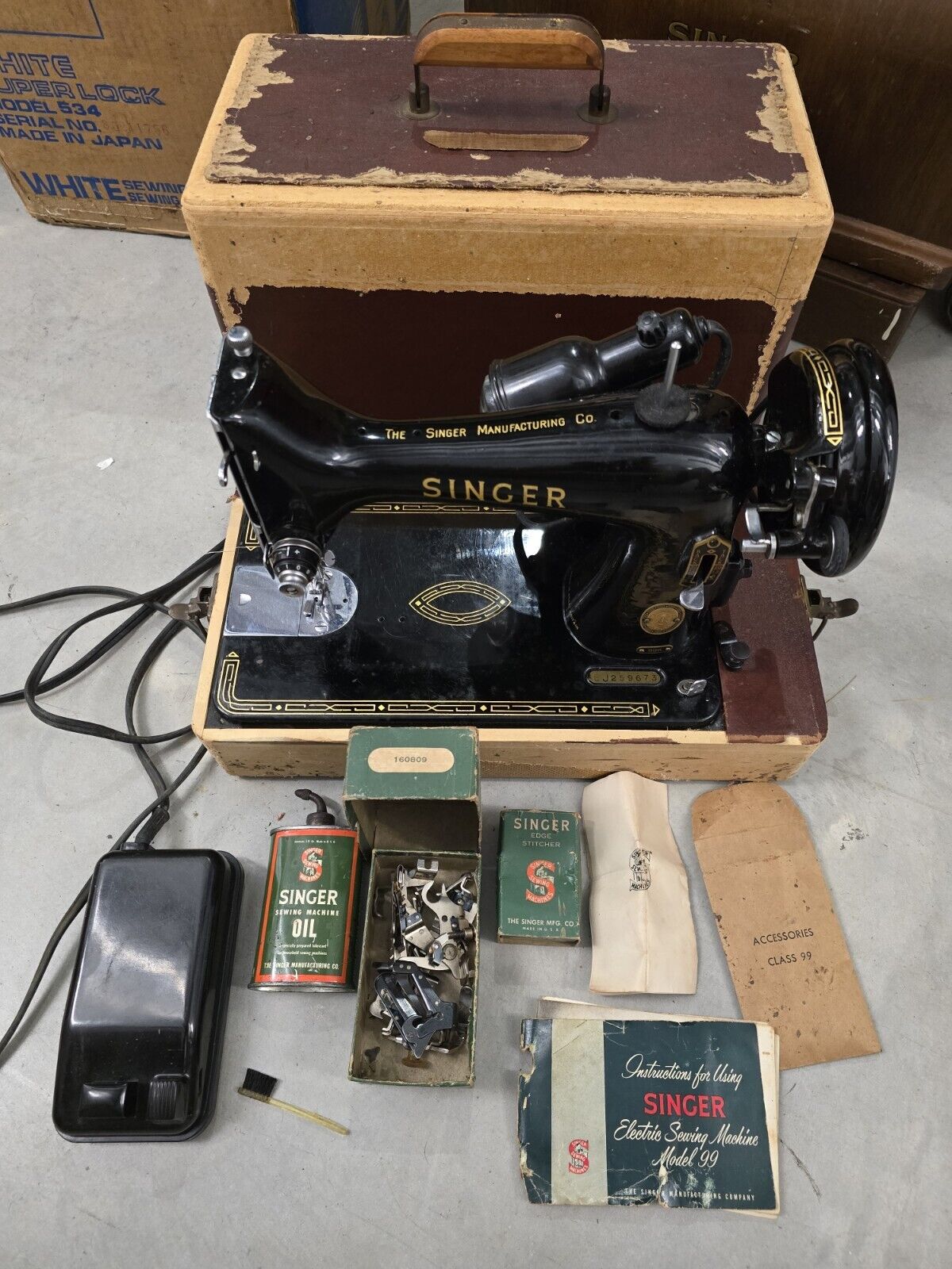 Vtg 1953 Singer 99K Portable Black Electric Sewing Machine Pedal Hard Case