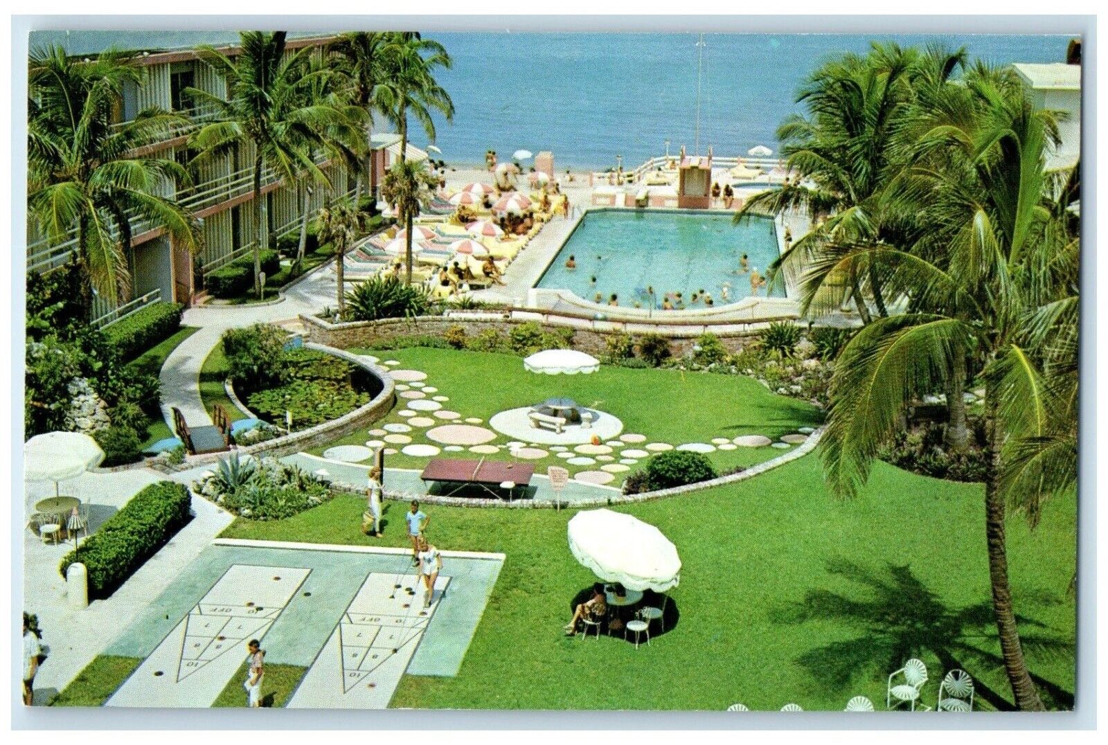 c1960 Chateau Resort Motel Oceanfront Gold St. Collins Miami Florida FL Postcard