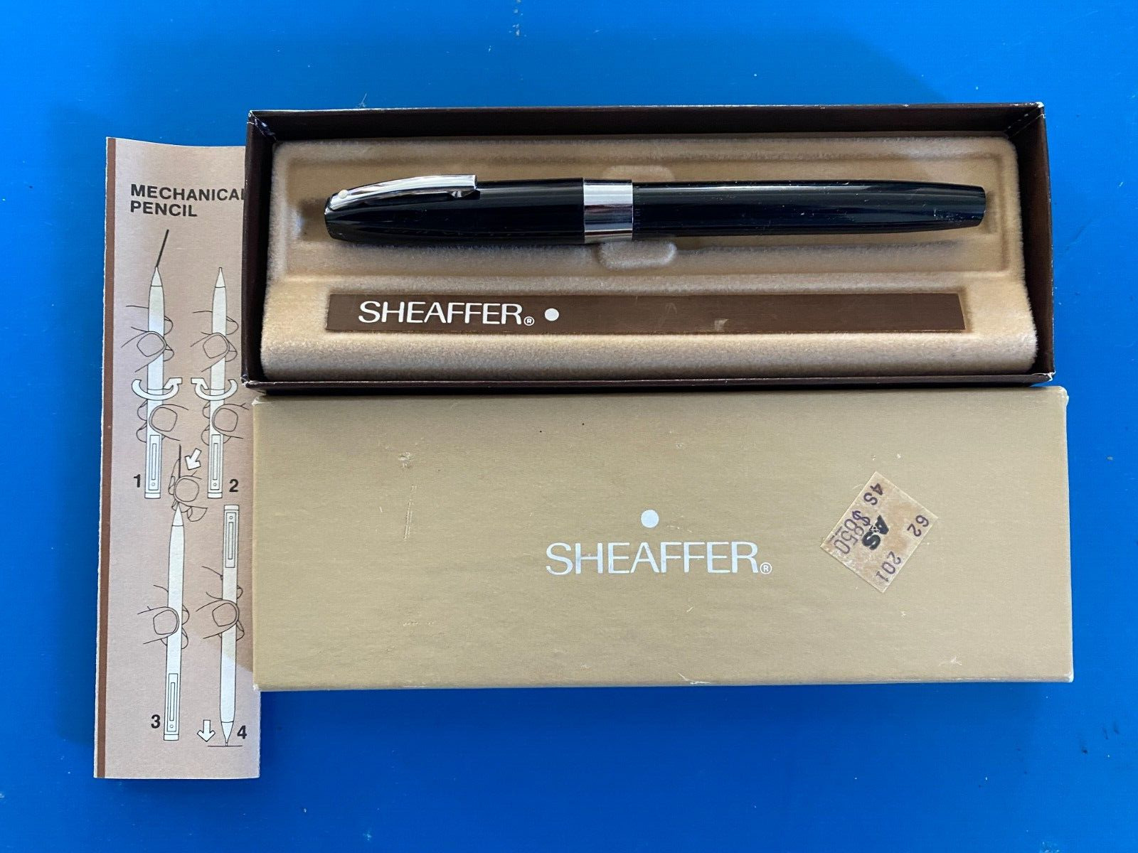 Vintage Sheaffer 440 Imperial Fountain Pen Black Plastic Body Nib USA - with Box