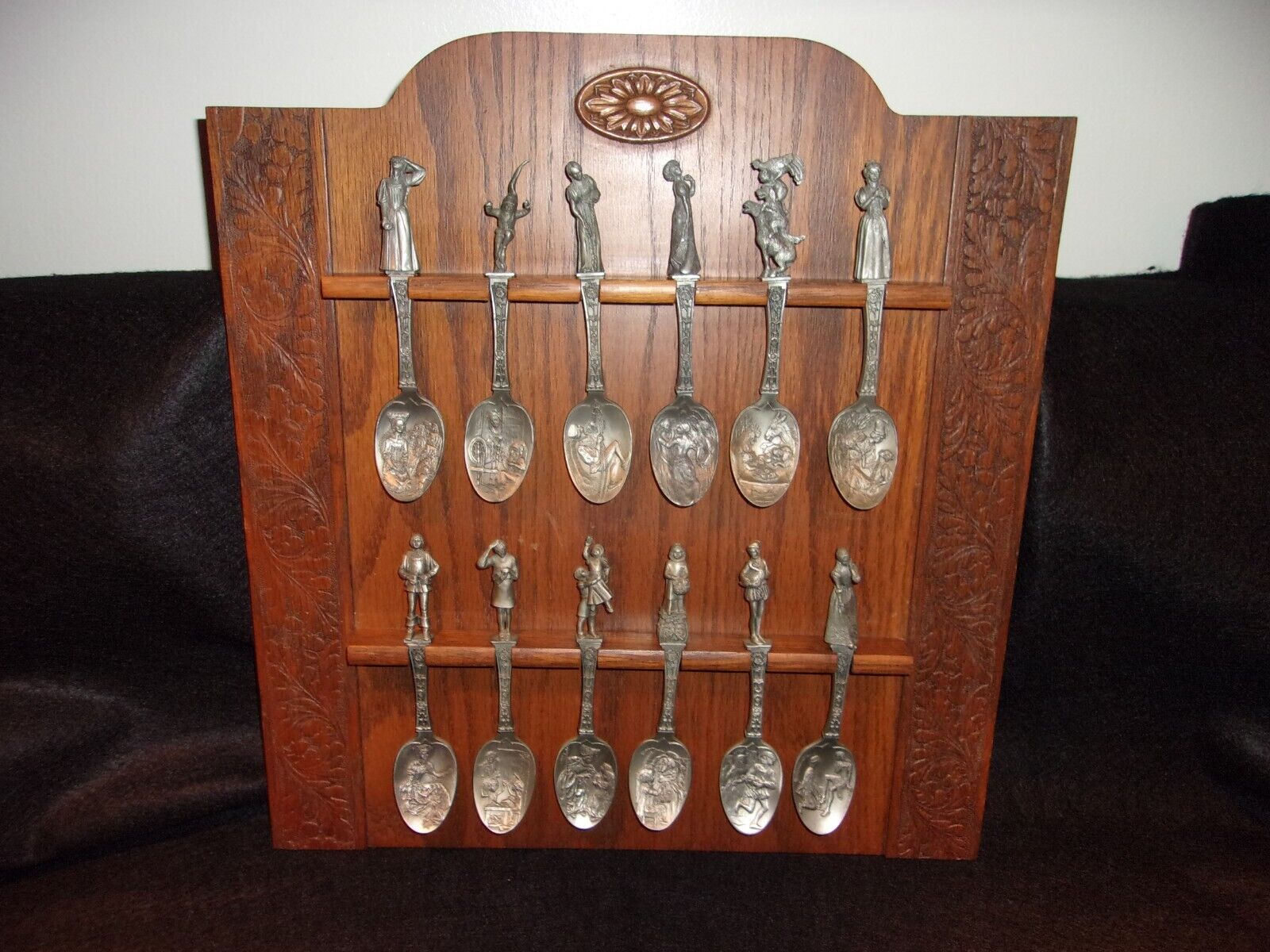 1979 Franklin Mint Brothers Grimm Pewter Fairy Tale Spoon Set Of 12 & Wood Rack