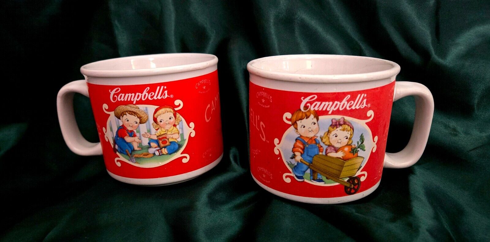 Set of 2 Campbell\'s Soup Mugs Cups Campbell\'s Kids 2002