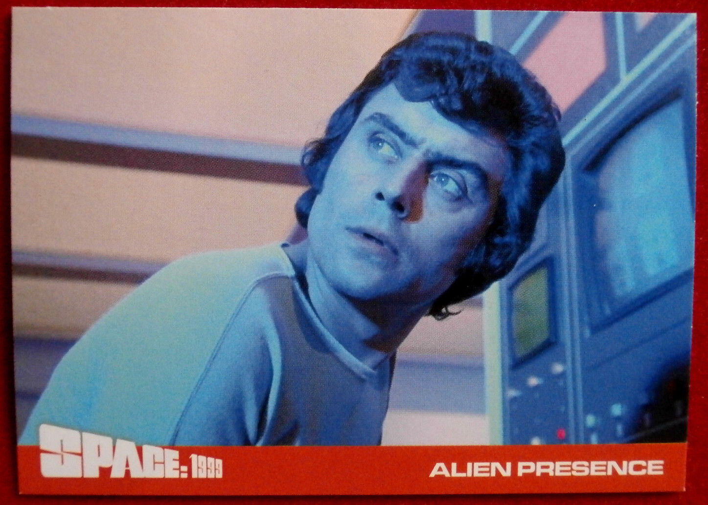 SPACE 1999 - SERIES TWO - Card #09 - ALIEN PRESENCE - Unstoppable Cards 2018