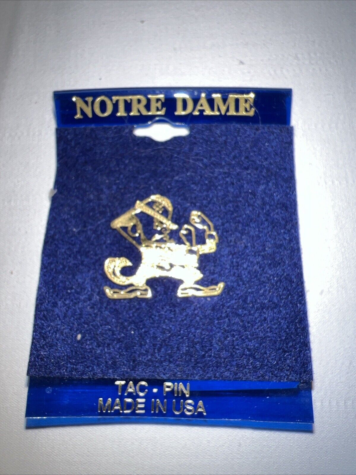 University of Notre Dame Souvenir Lapel Pin Indiana Go Fighting Irish