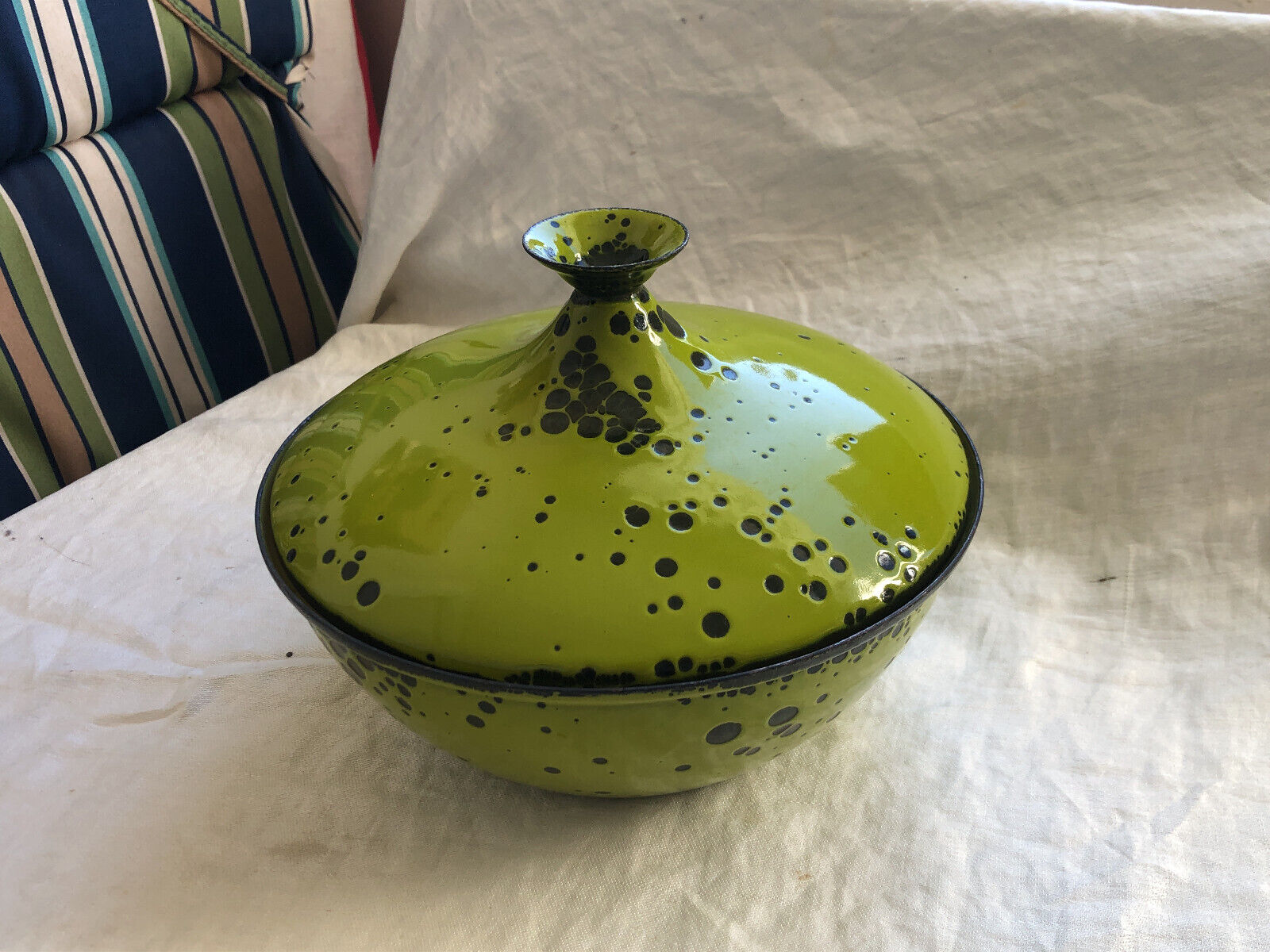 Vintage Hanova of Pasadena Mid-Century/Brutalist Green Lava Enamel Lidded Bowl
