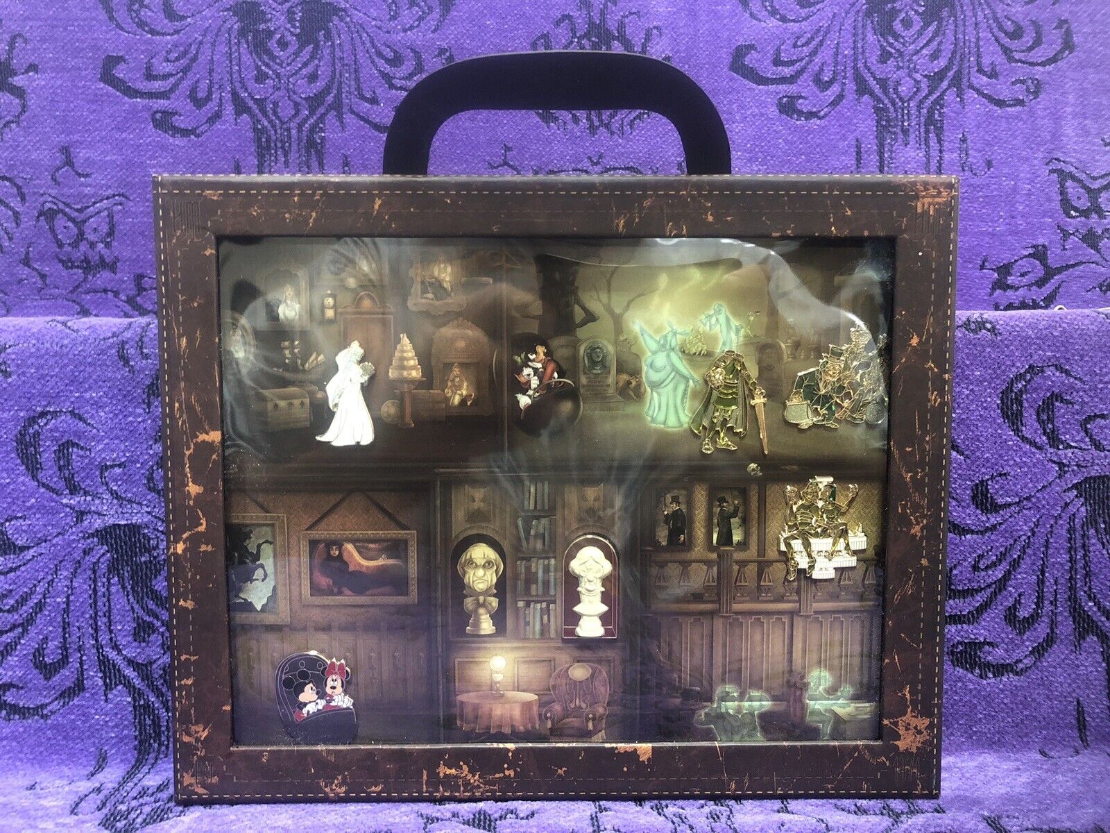 DISNEY HAUNTED MANSION ROOM FOR ONE MORE 6 PIN LUGGAGE STAINED GLASS BOXED SET