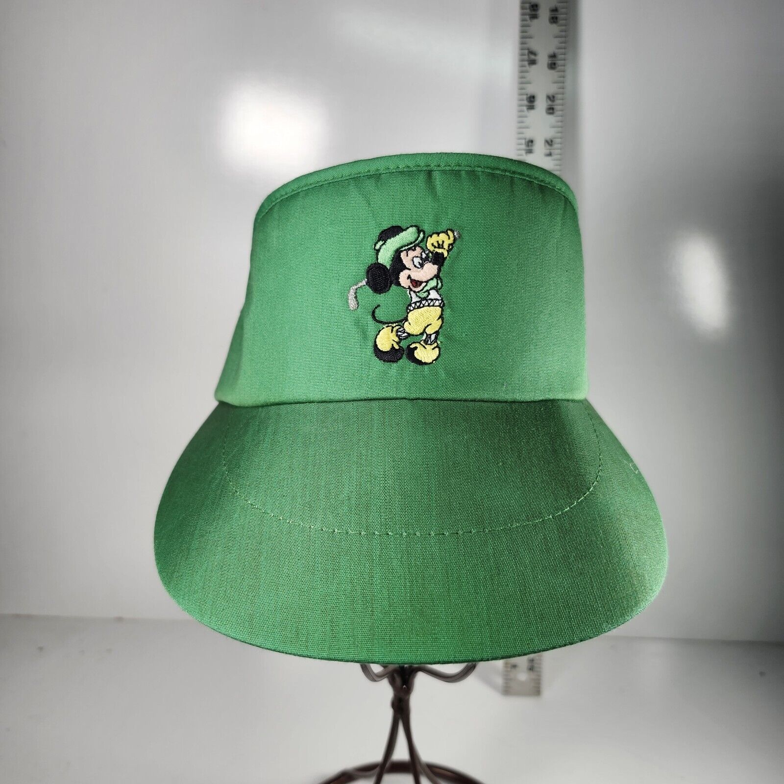 Vintage Mickey Mouse Walt Disney World Exclusive Golf Sun Visor Cap Green RARE