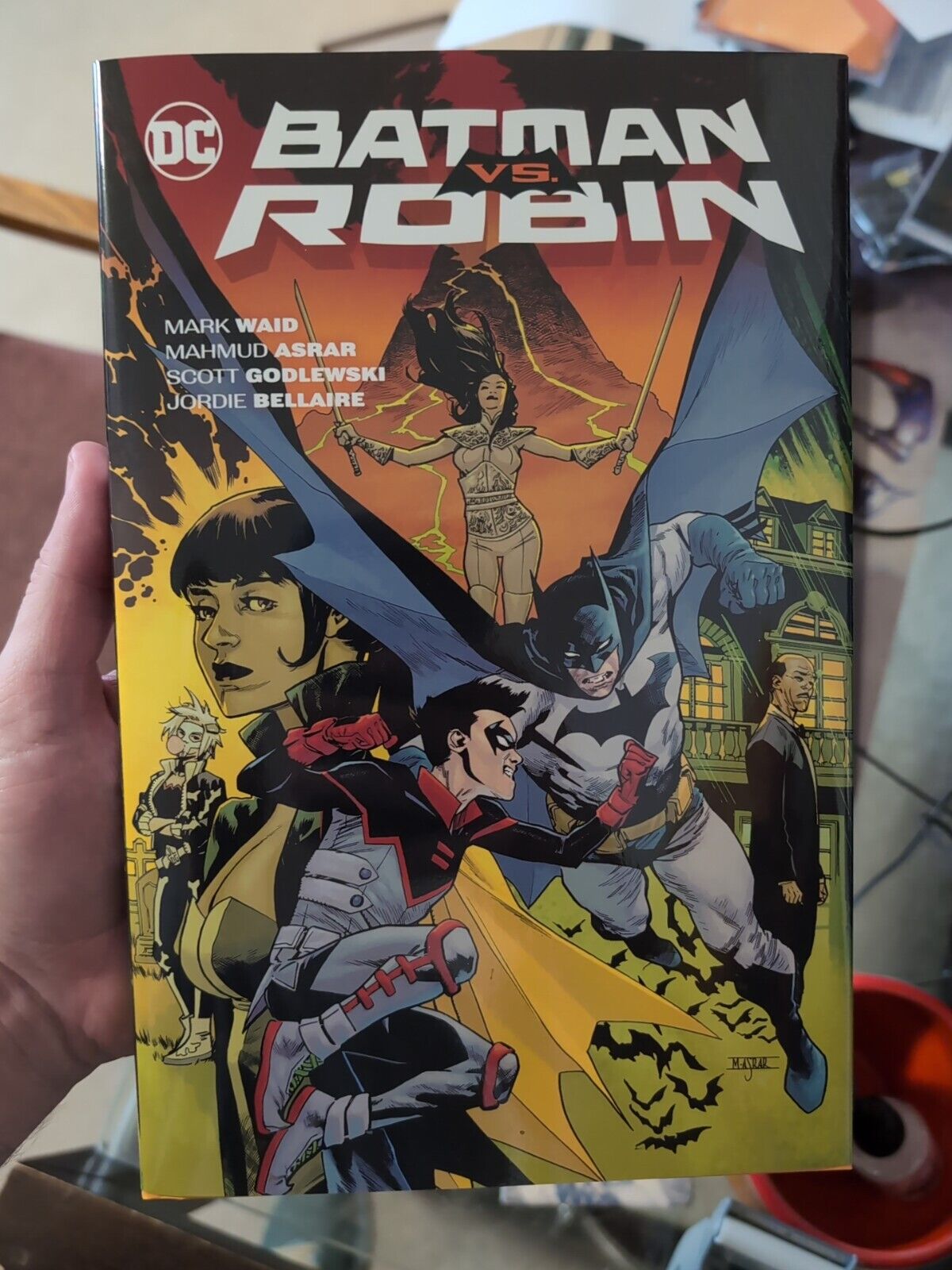 Batman vs Robin, DC Comics Hardcover with dust jacket, New