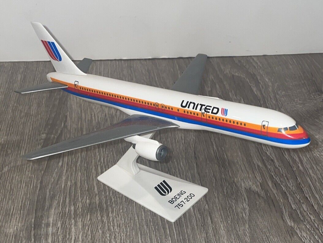 Flight Miniatures United Boeing 767-200 Model Airplane W/stand