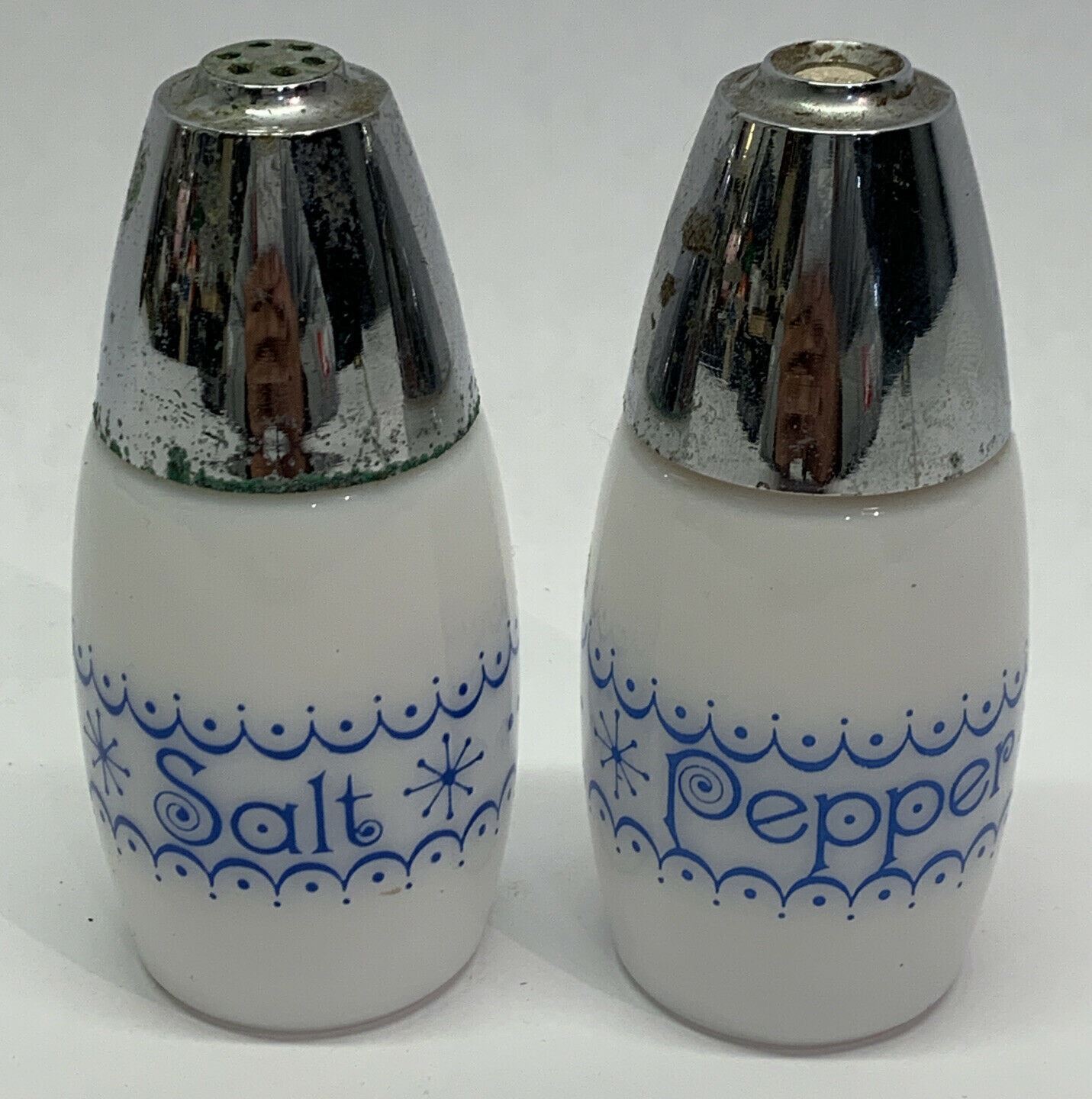 Vintage Mid Century Modern Salt & Pepper Shakers
