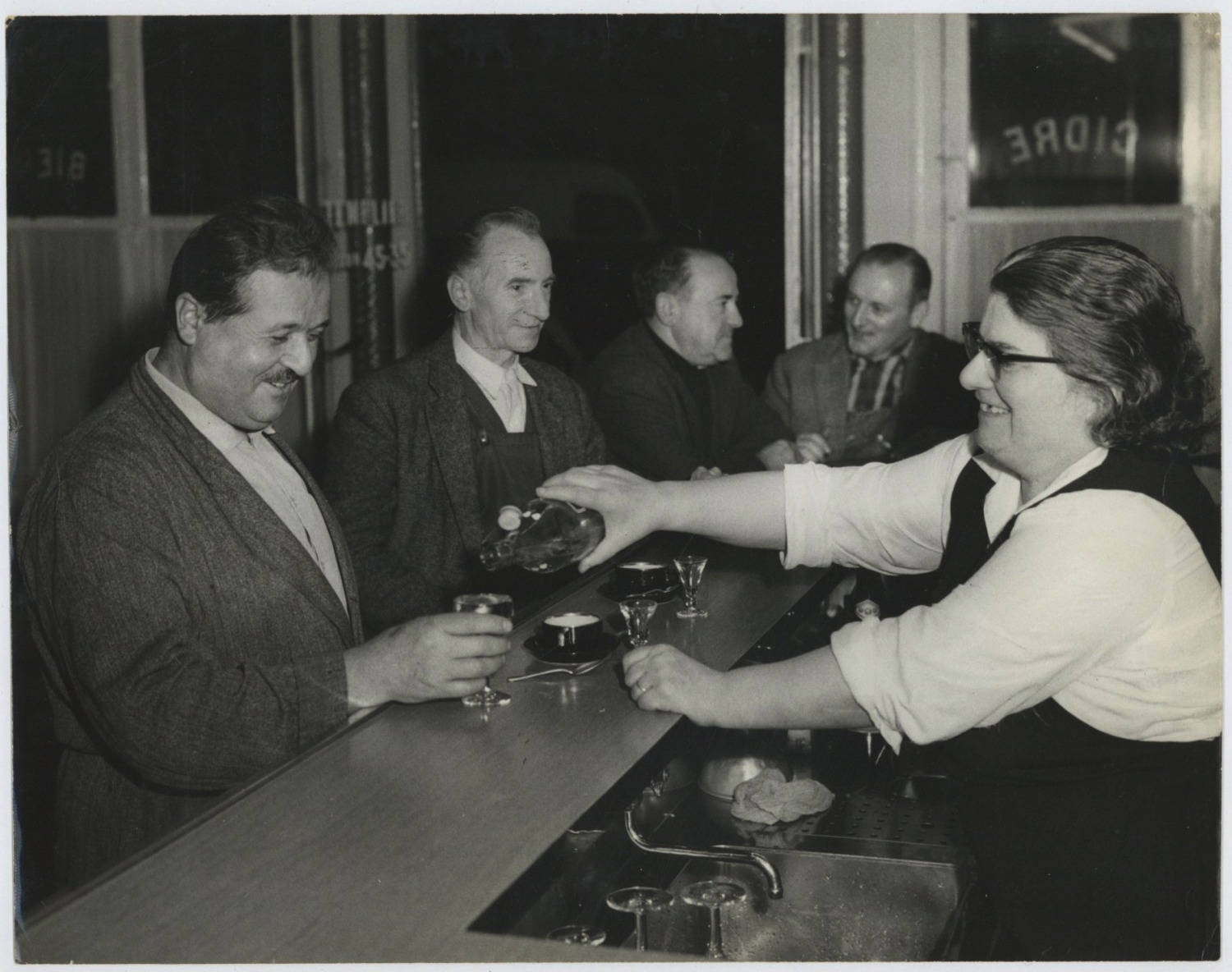 Germany, Men in the Pub Vintage Silver Print Tirage Argentique 24x30  